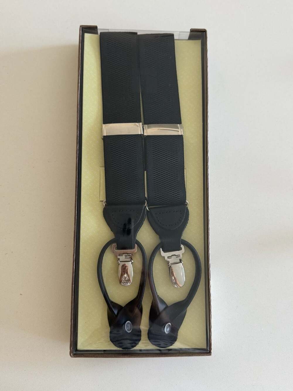 Trafalgar Men's Black Convertible Elastic Braces Suspenders